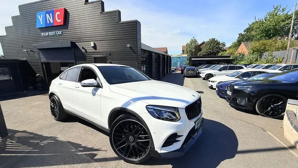 Used Mercedes GLC220 AMG line 2017 White SUV