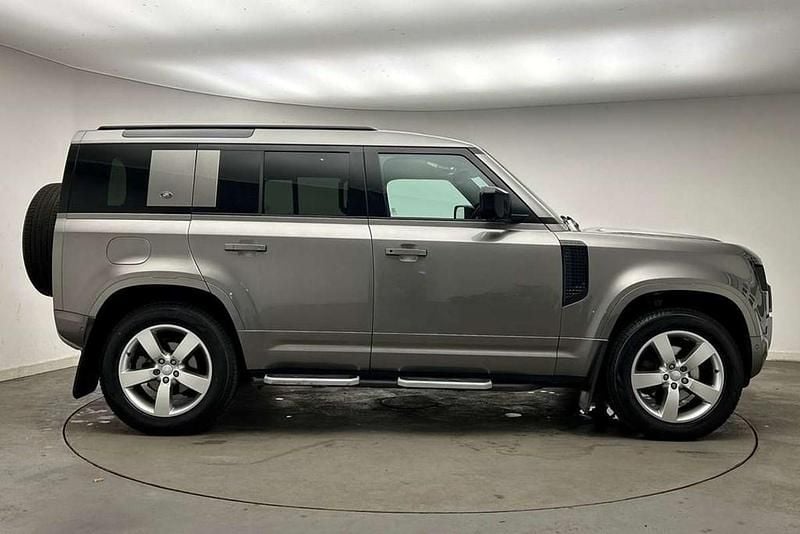 Gebraucht Land Rover Defender 245 PS (180 kW) 2022 Silber SUV
