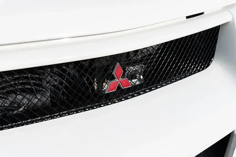 Used Mitsubishi Lancer 148 HP (108 kW) 2017 White Sedan