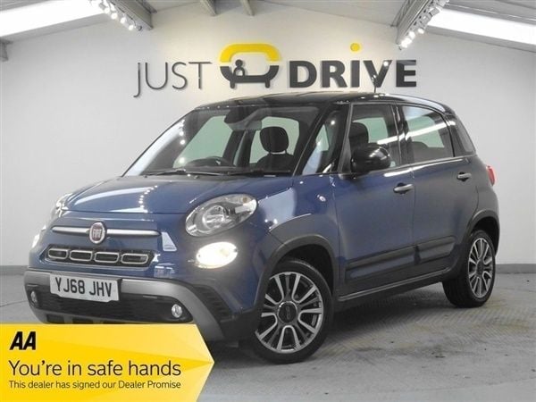 Blue black Used 2018 Fiat 500L Cross MPV | £9,995 (A bit pricey) - Image 1/1