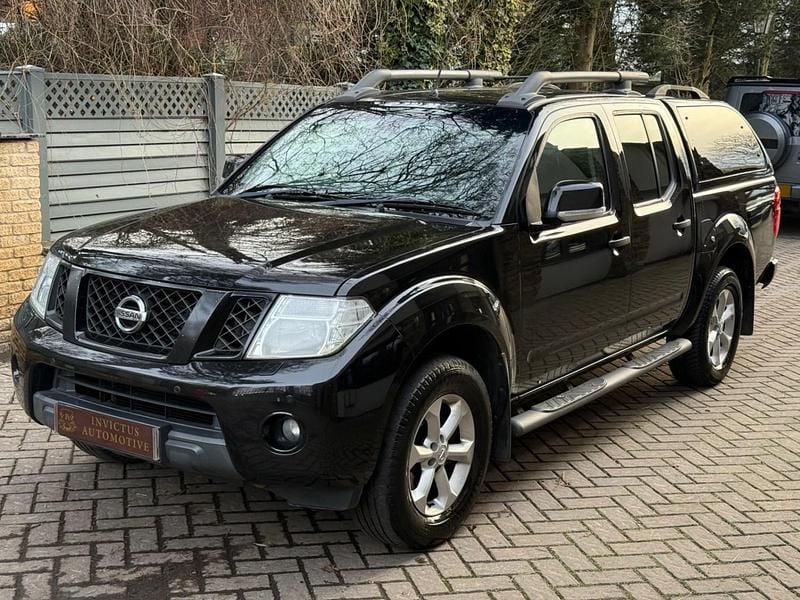 Used Nissan Navara Tekna 2015 Black Pickup
