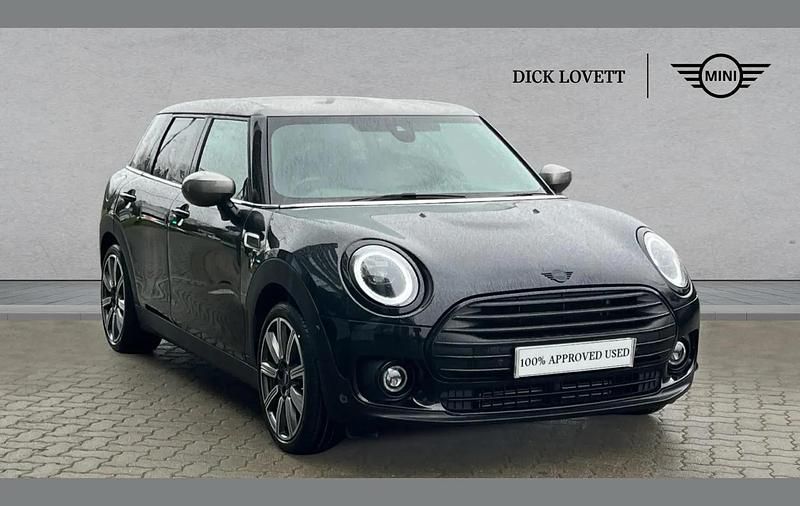 Used Mini Cooper Clubman Exclusive 136 HP (100 kW) 2022 Black Estate