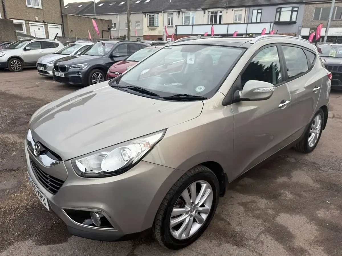 Begagnad Hyundai ix35 Premium 134 HK (98 kW) 2010 Silver SUV