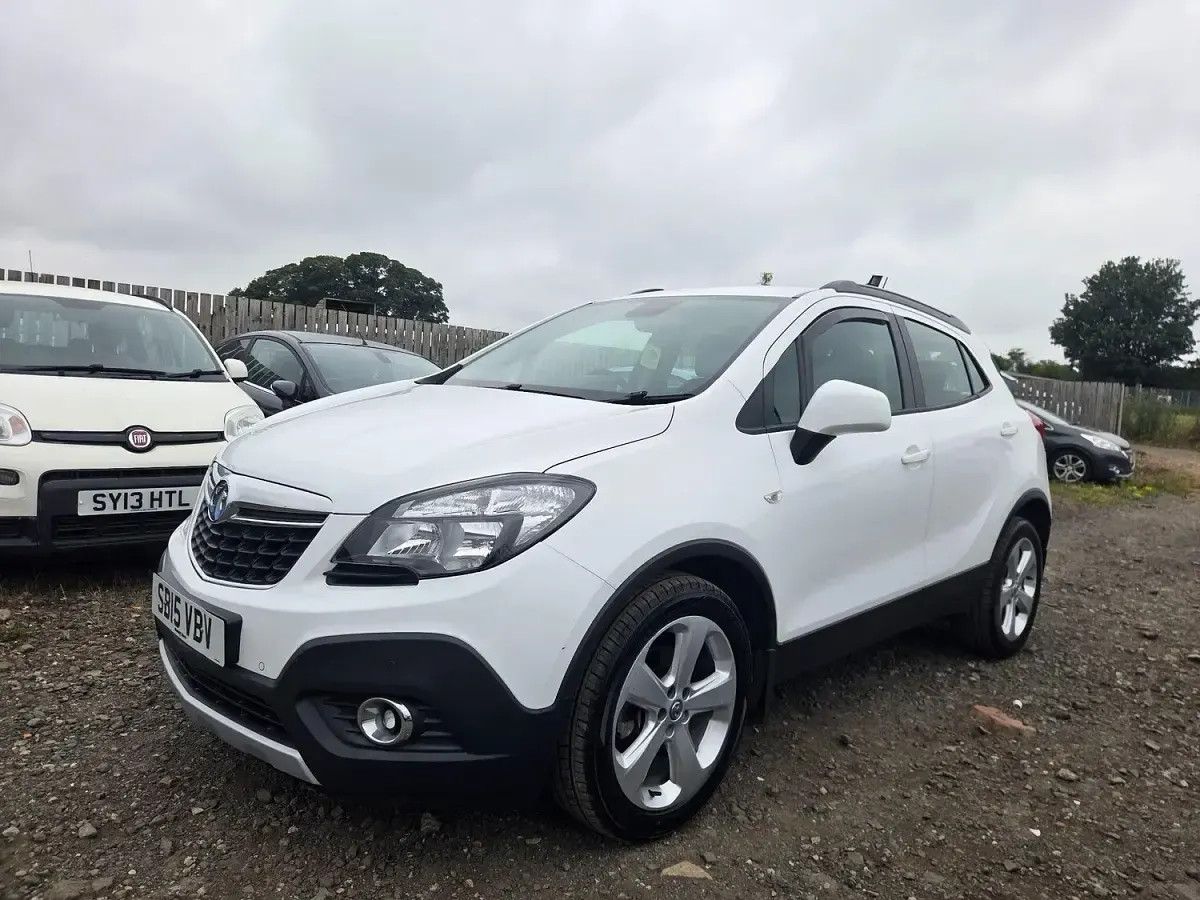 Used Vauxhall Mokka 2015 White SUV
