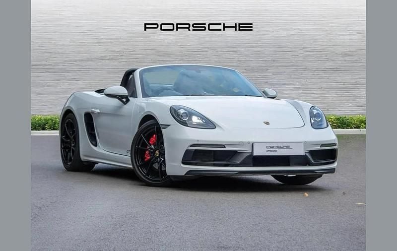 White Used 2018 Porsche Boxster Cabriolet | £49,995 (Good price) - Image 1/4