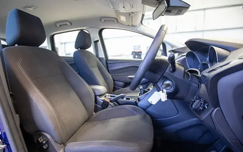 Used Ford C-MAX Zetec 125 HP (91 kW) 2018 Blue MPV