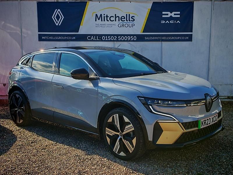 Grey Used 2023 Renault Mégane Iconic Hatchback | £19,995 (Fair price) - Image 1/1