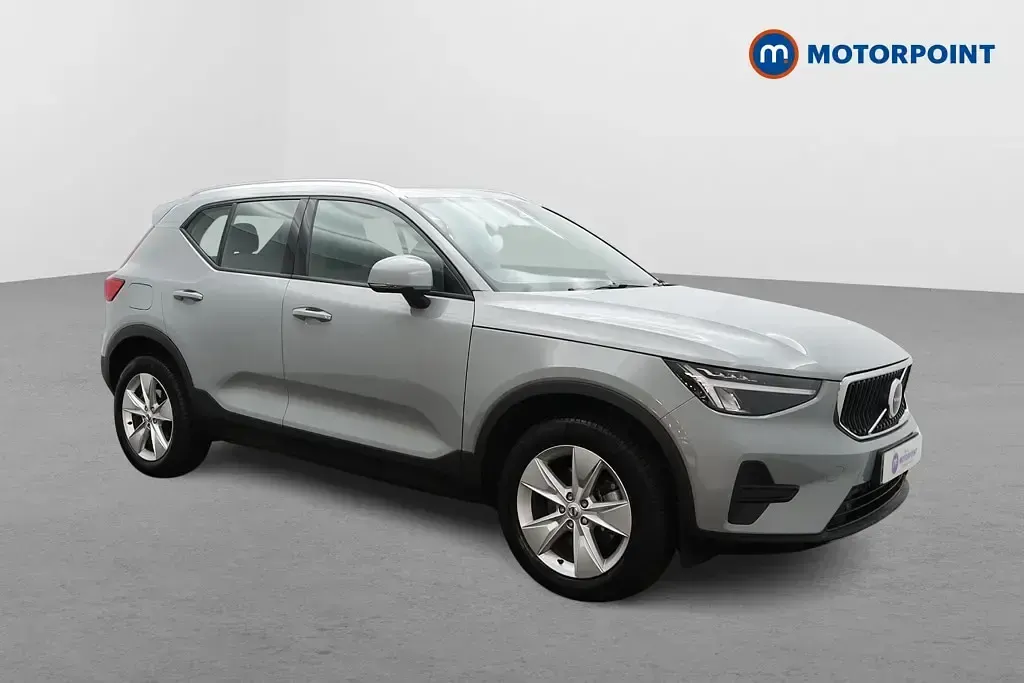 Used Volvo XC40 Core 163 HP (119 kW) 2025 SUV
