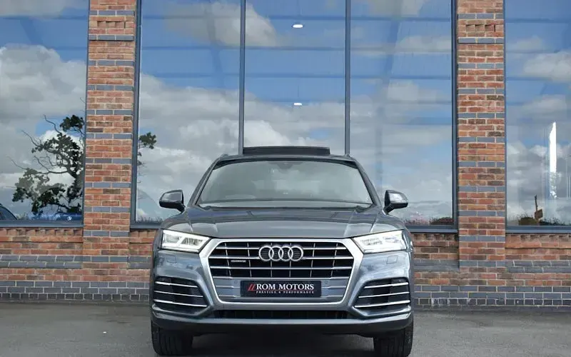 Used Audi Q5 S-Line 190 HP (139 kW) 2020 SUV