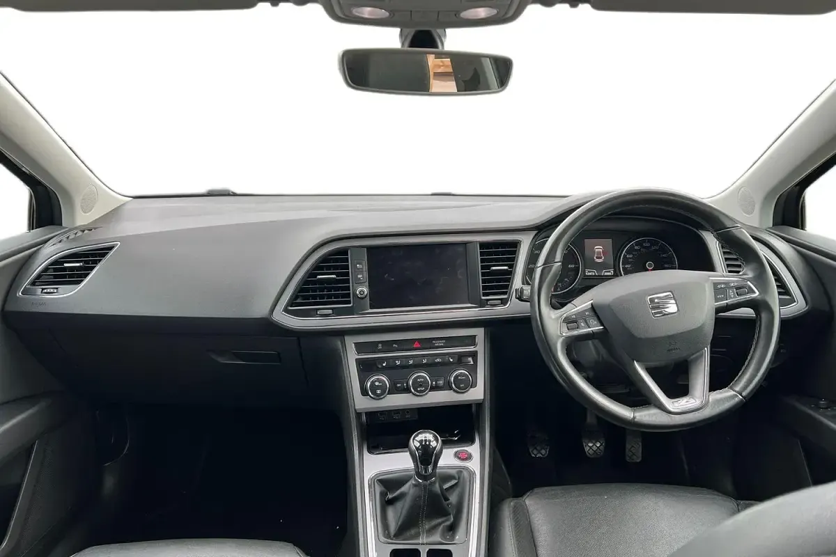 Used Seat Leon XCELLENCE 150 HP (110 kW) 2016 Black Hatchback