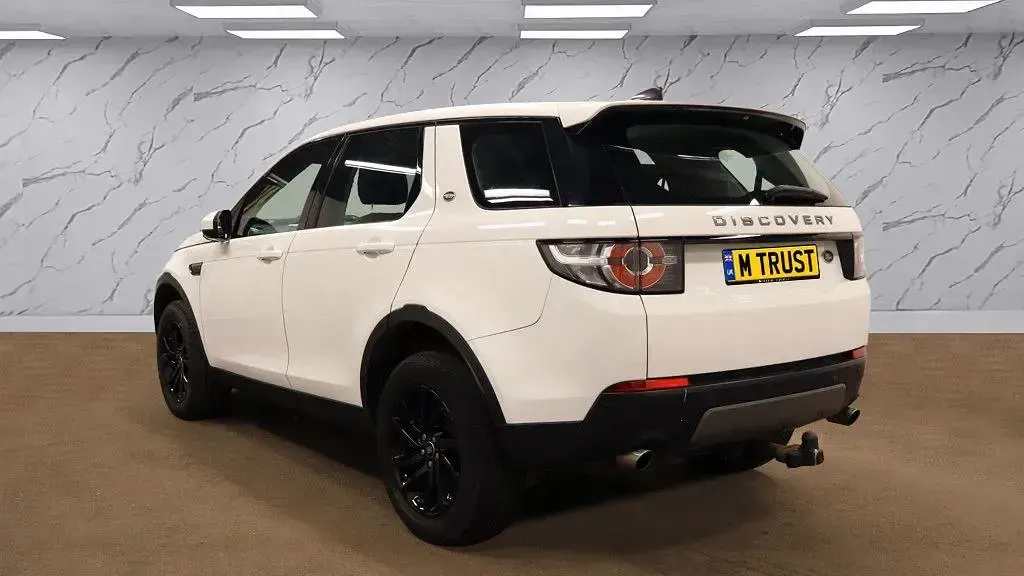 Gebraucht Land Rover Discovery Sport SE 180 PS (132 kW) 2017 Weiß SUV