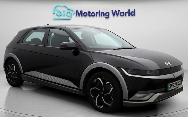 Used Hyundai Ioniq Premium 125 kW (170 HP) 2024 Hatchback