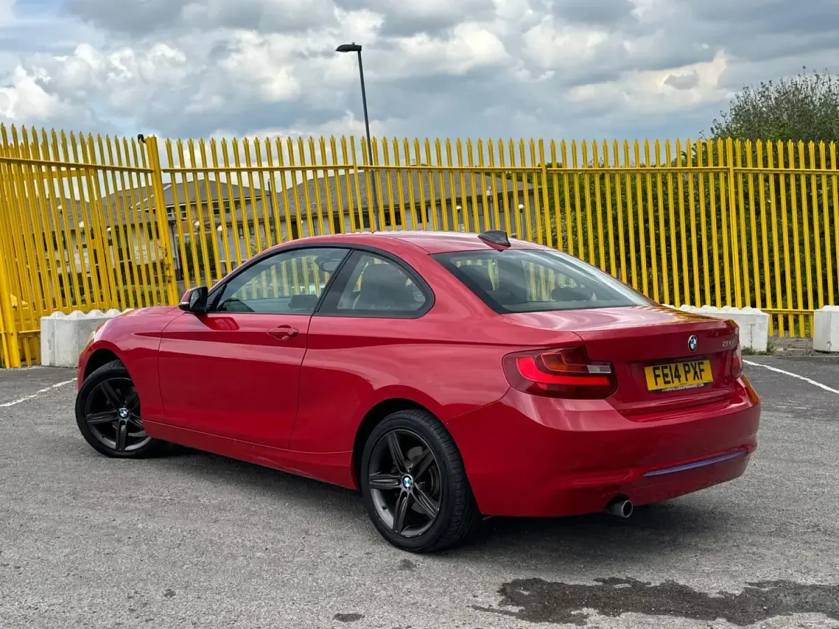 Used BMW 220 Sport Line 2014 Red Coupe