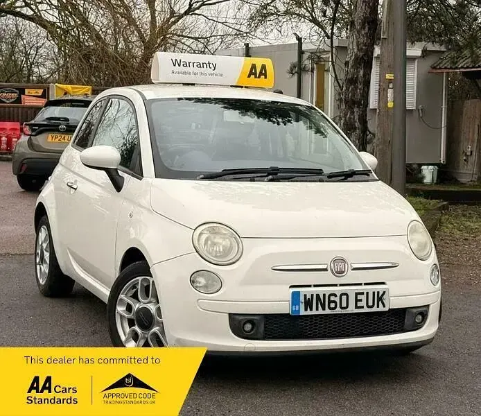 Used Fiat 500 S 69 HP (50 kW) 2010 White Hatchback