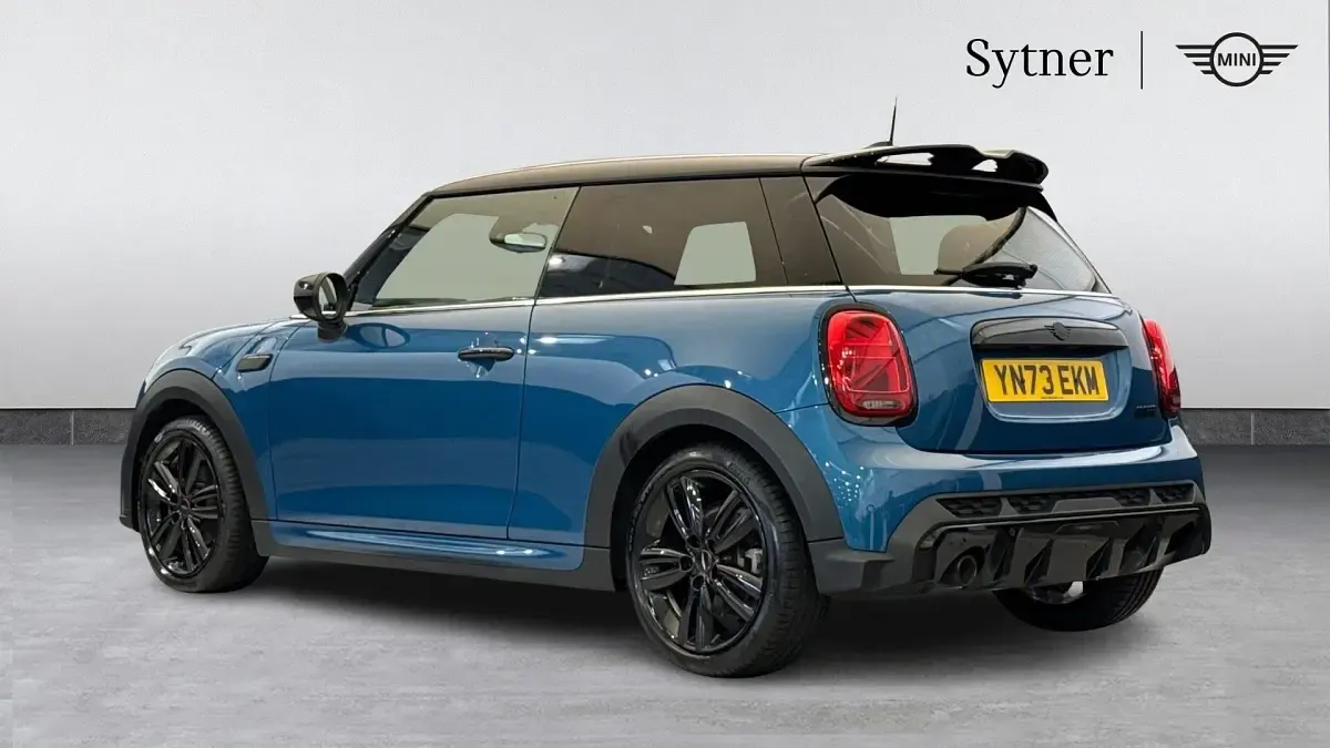 Used Mini Cooper Hatch 134 HP (98 kW) 2023 Blue Hatchback