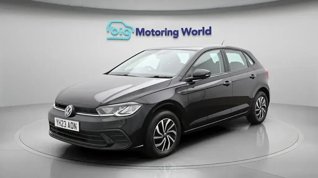 Second-hand VW Polo S 80 CP (58 kW) 2023 Negru Hatchback