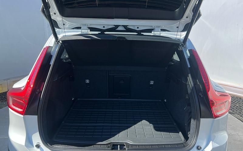 Used Volvo XC40 Ultimate 197 HP (144 kW) 2023 SUV