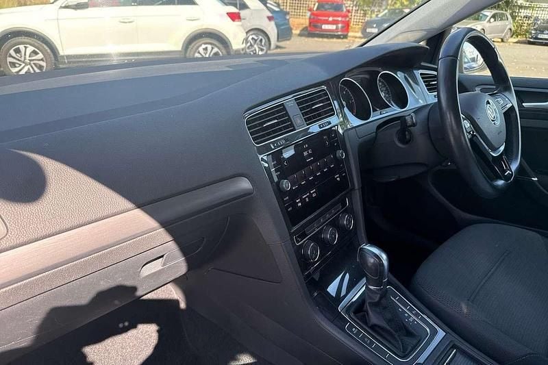 Image 2/4