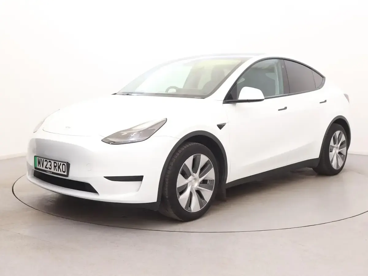 Used Tesla Model Y RWD 219 kW (299 HP) 2023 White SUV