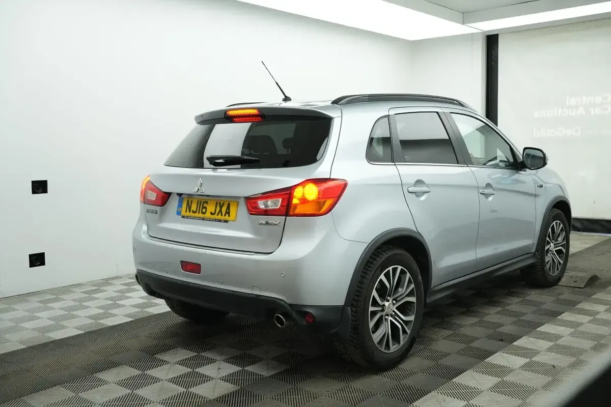 Used Mitsubishi ASX 147 HP (108 kW) 2016 Silver SUV