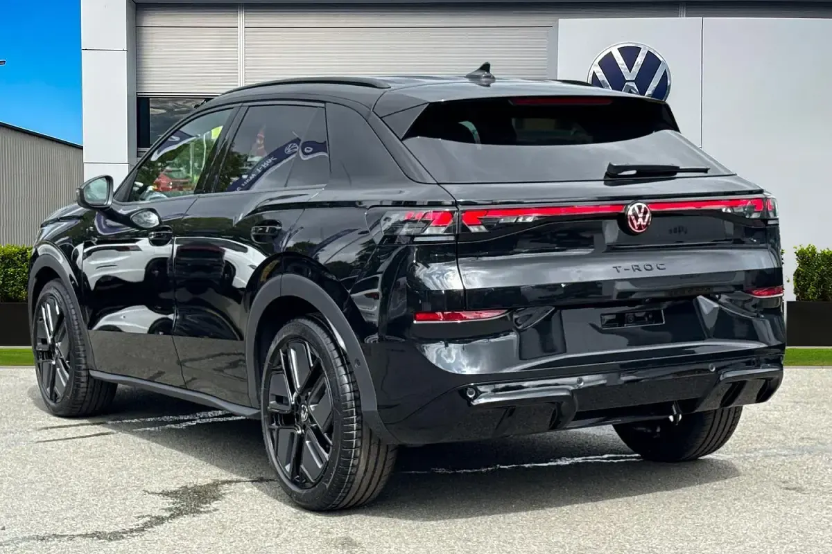 New VW T-Roc R-line 2026 Black SUV