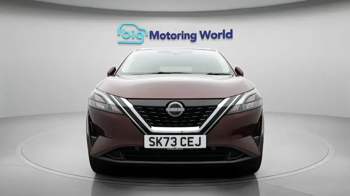 Used Nissan Qashqai N-Connecta 190 HP (139 kW) 2023 Red SUV
