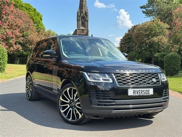 Black Used 2021 Land Rover Range Rover Vogue SE SUV | £32,595 (Fair price) - Image 1/1