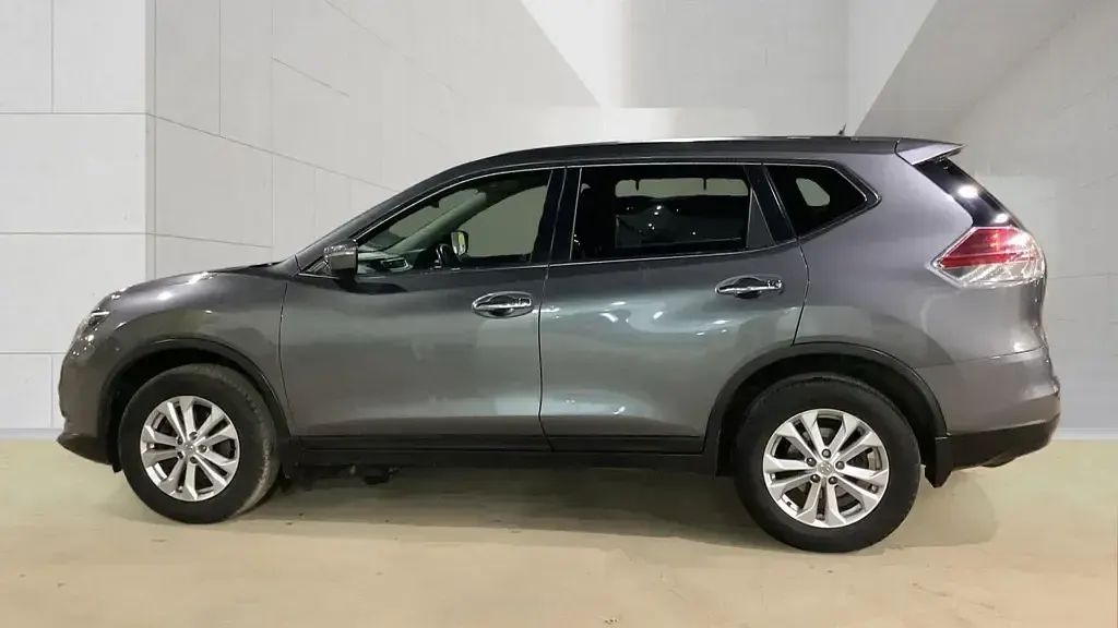 Used Nissan X-Trail Acenta 160 HP (117 kW) 2017 Grey SUV