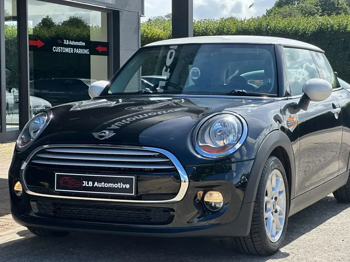 Used Mini Cooper Hatch 136 HP (100 kW) 2014 Black Hatchback