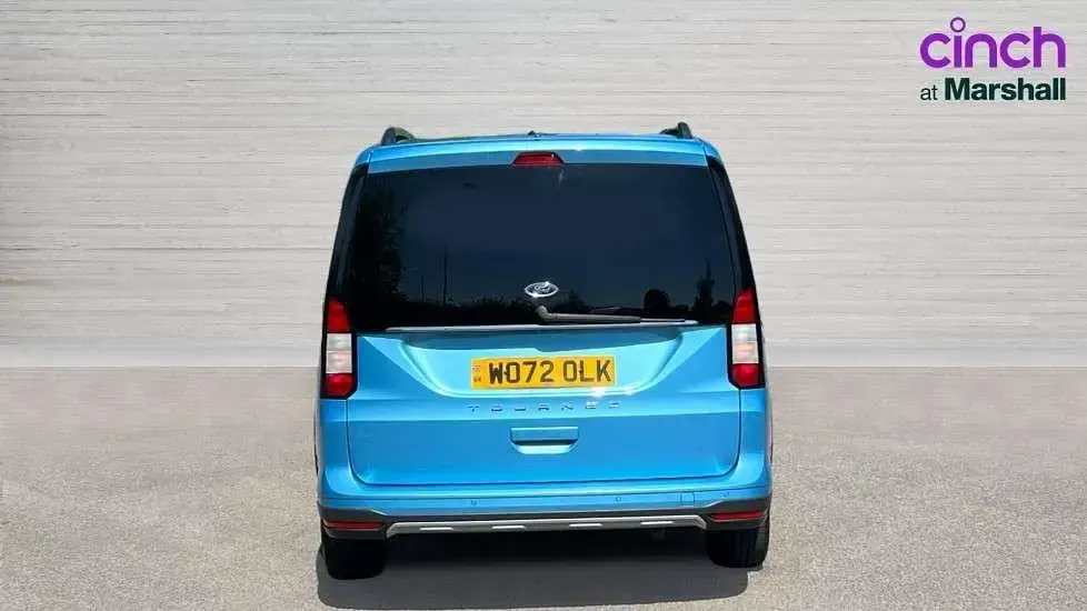 Begagnad Ford Tourneo Connect Active 122 HK (89 kW) 2023 Blå Minibuss
