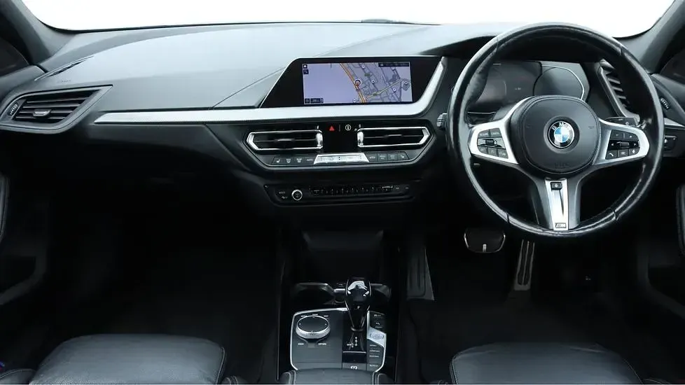 Used BMW 118 M Sport 134 HP (98 kW) 2021 Grey Hatchback