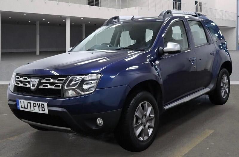 Used Dacia Duster Lauréate 2017 Blue SUV