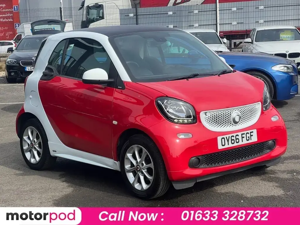 Used Smart ForTwo Coupé Passion 71 HP (52 kW) 2016 Red Coupe