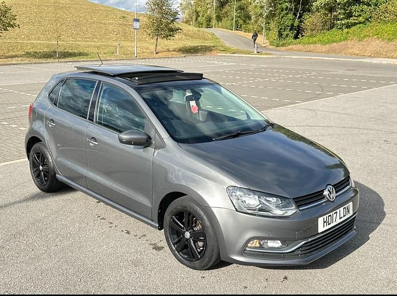 Grey Used 2017 VW Polo Edition Hatchback | £7,995 (Good price) - Image 1/4