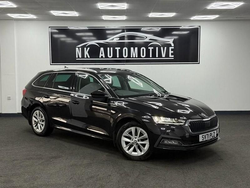 Black Used 2021 Skoda Octavia SE L Estate | £14,990 (Fair price) - Image 1/4