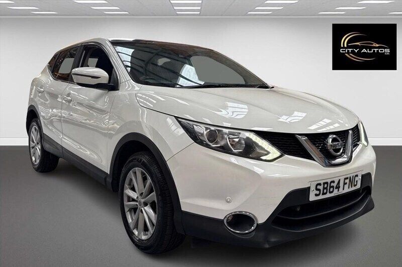 White Used 2014 Nissan Qashqai Acenta Premium SUV | £4,950 (A bit pricey) - Image 1/1