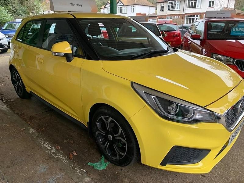 Used MG MG3 Excite 106 HP (77 kW) 2019 Yellow Hatchback