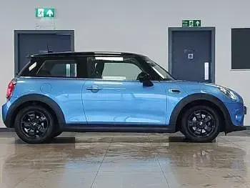 Used Mini Cooper 136 HP (100 kW) 2018 Blue Hatchback