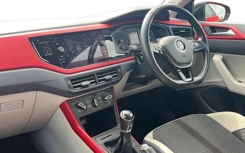 Usado VW Polo Beats 95 CV (69 kW) 2021 Utilitario