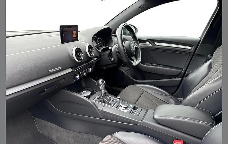 Used Audi A3 Black Edition 147 HP (108 kW) 2020 White Sedan