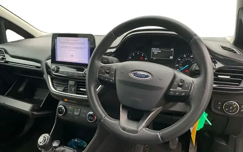 Used Ford Fiesta Zetec 86 HP (63 kW) 2019 Black Hatchback