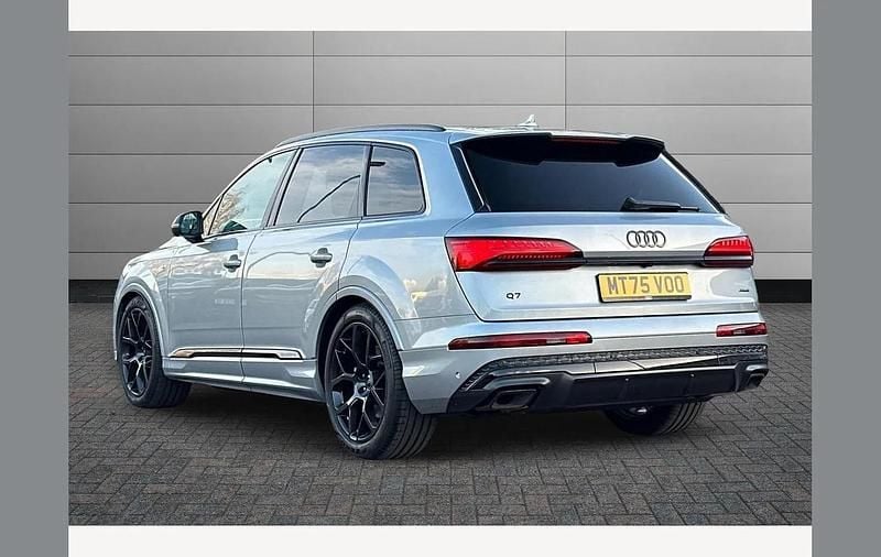 Used Audi Q7 Black Edition 286 HP (210 kW) 2025 Satellite silver SUV