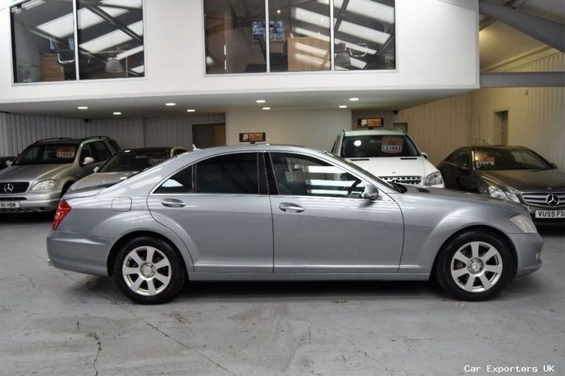 Used Mercedes S320 235 HP (172 kW) 2006 Sedan