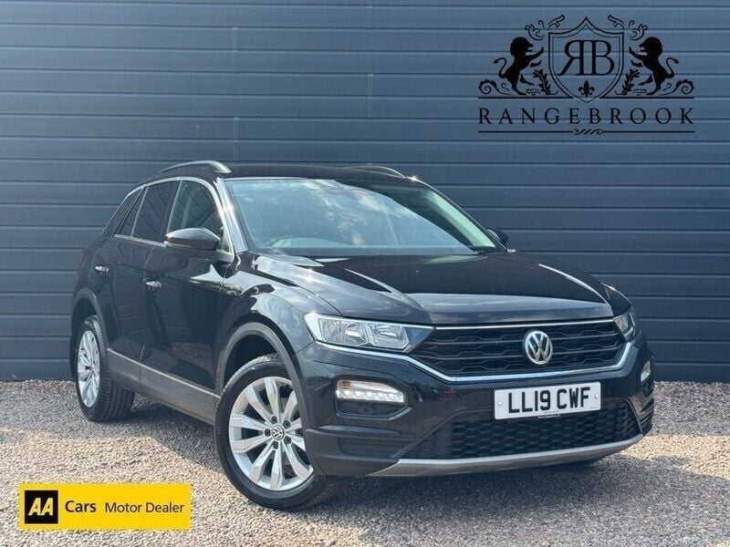 Black Used 2019 VW T-Roc SE SUV | £13,899 (Fair price) - Image 1/3