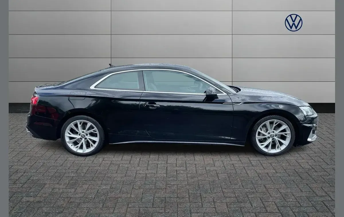 Usado Audi A5 Sport 200 HP (147 kW) 2020 Preto Coupé