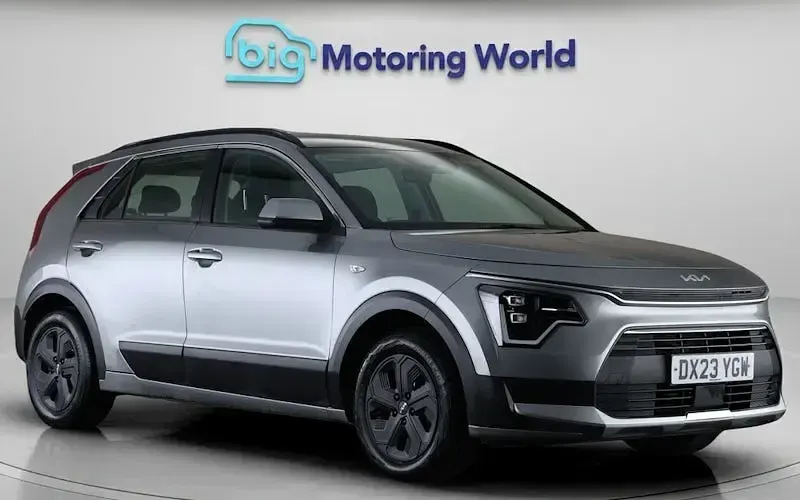 Gebraucht Kia Niro 141 PS (103 kW) 2023 SUV