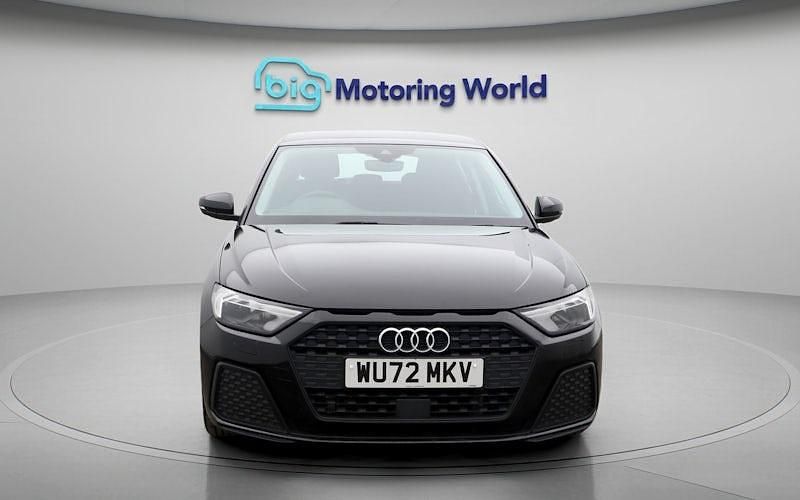 Used Audi A1 Sportback 95 HP (69 kW) 2022 Black Hatchback