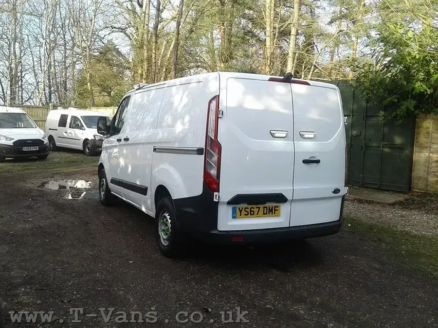 Używany Ford Transit Custom 105 KM (77 kW) 2017 Biały Van