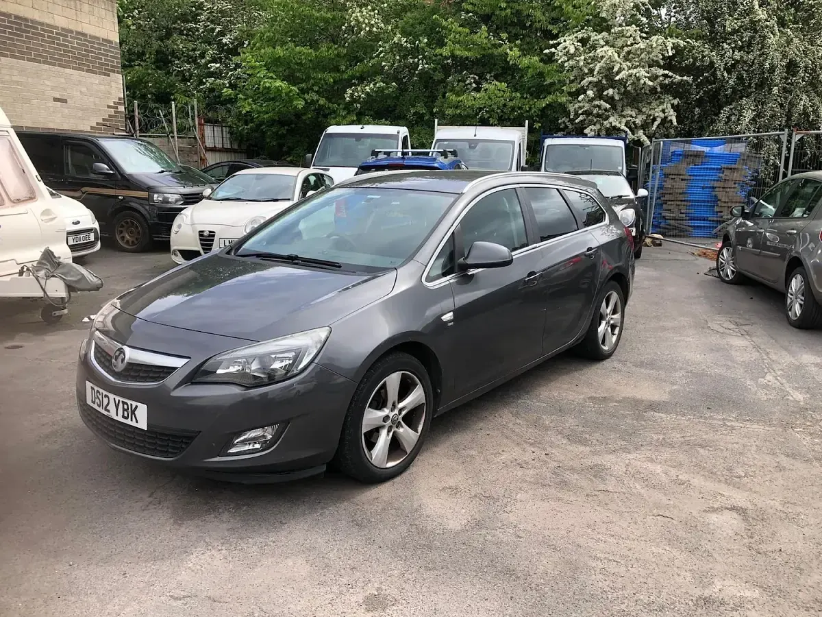 Used Vauxhall Astra SRi 2012 Grey Estate