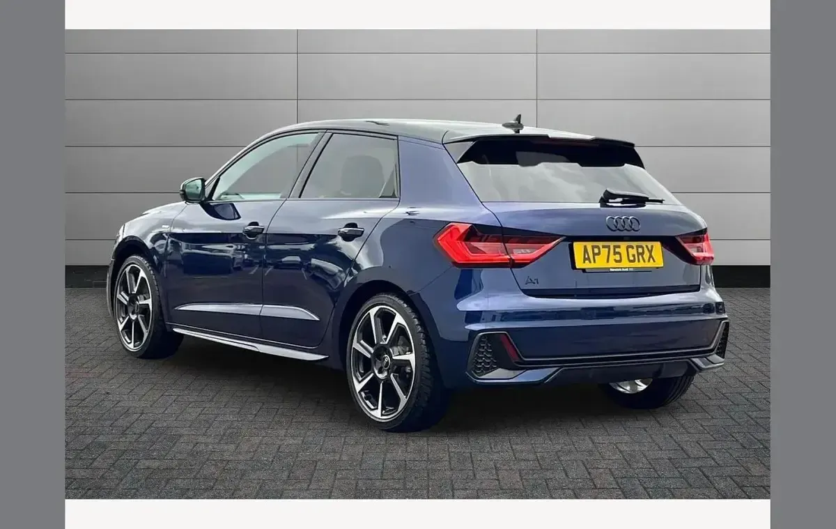 Used Audi A1 Black Edition 116 HP (85 kW) 2026 Blue SUV